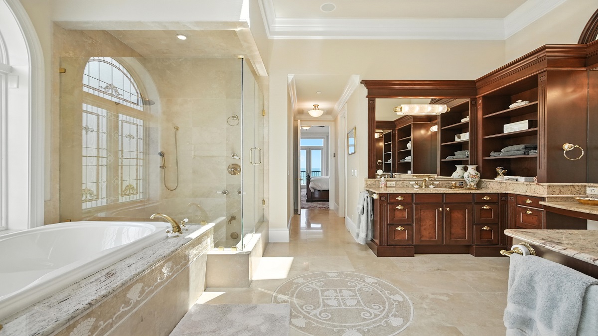 AI vs. Generative Imagery: Why Real Photos With Smart Edits Still Win Listings