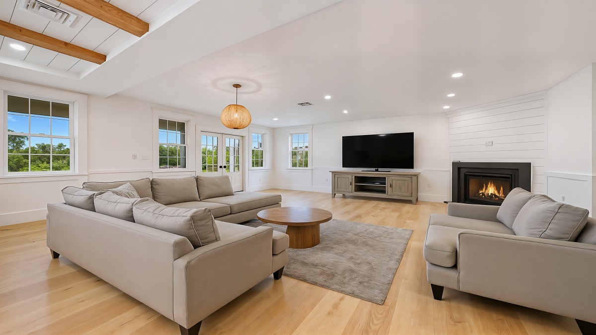 Automatic HDR Editing vs. Manual Sorting: How to Save Hours Every Week